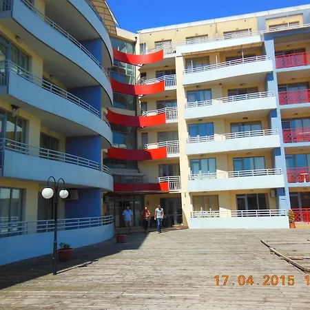 Central Plaza Апартамент *